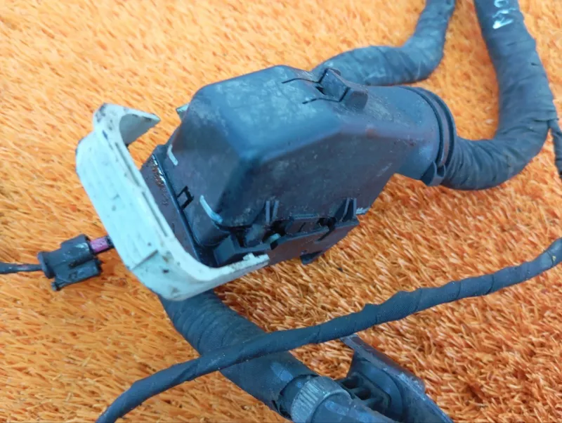 Проводка подкапотная