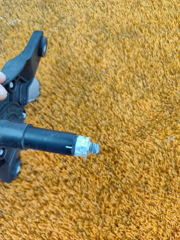 Мотор стеклоочистителя