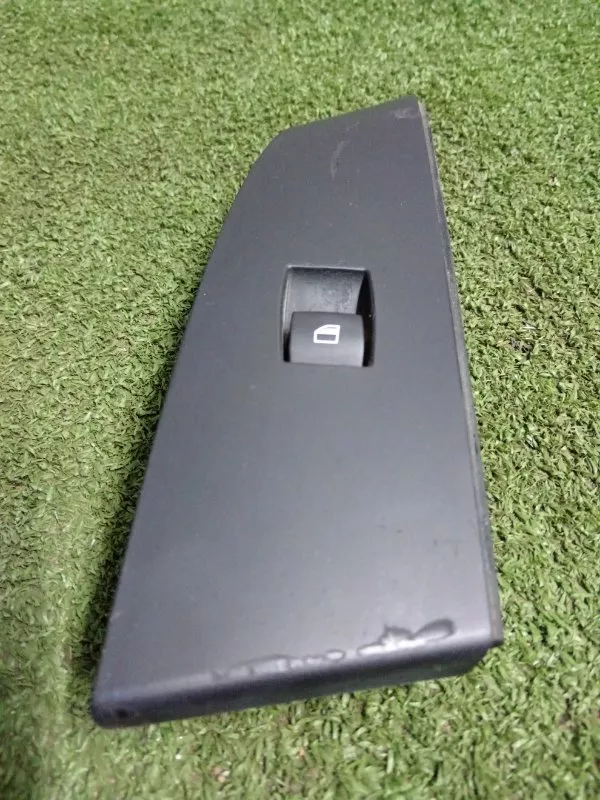 Кнопка стеклоподъемника BMW 5-Series 2006 61316922244 E60, передняя левая