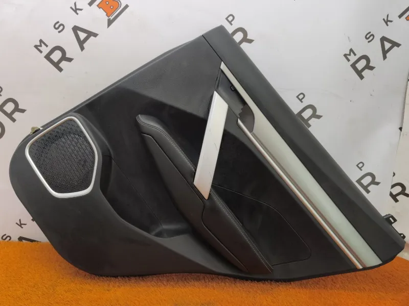 Обшивка двери