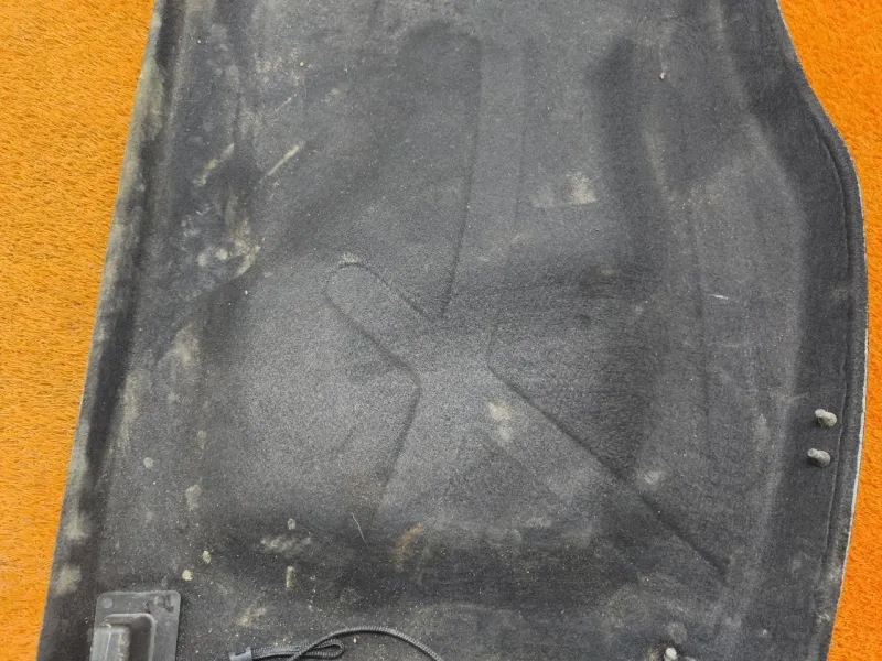 Полка багажника