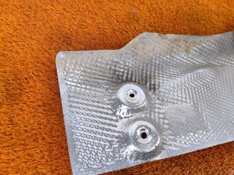 Экран тепловой глушителя