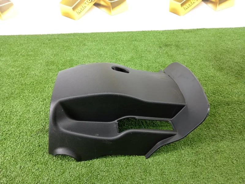 Кожух рулевой колонки