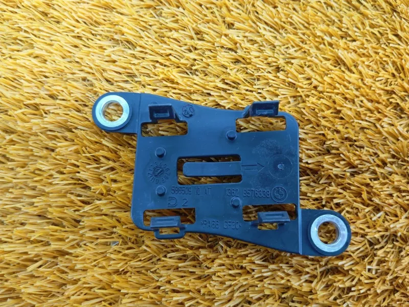 Кронштейн блока управления