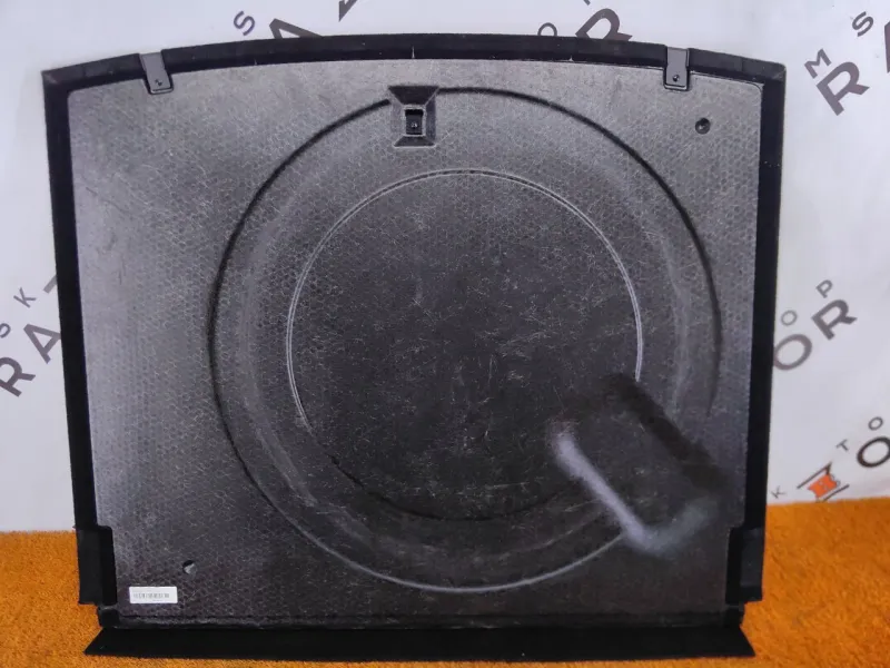 Пол багажника