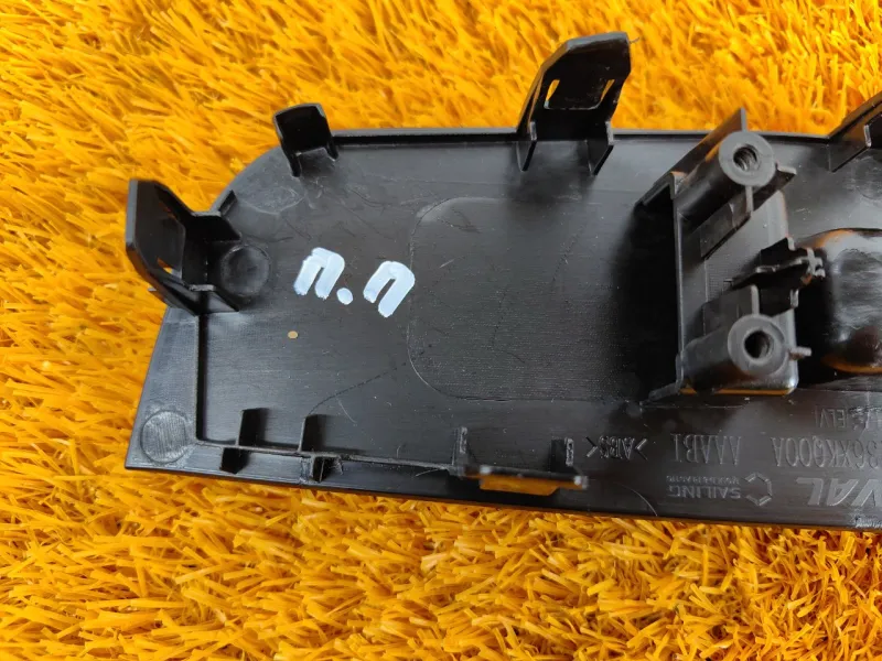 Молдинг двери