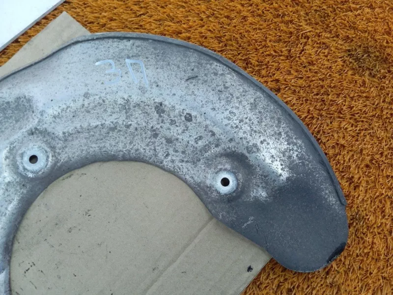 Пыльник тормозного диска