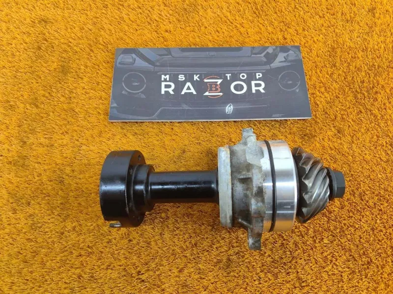 Вал приводной раздаточной коробки