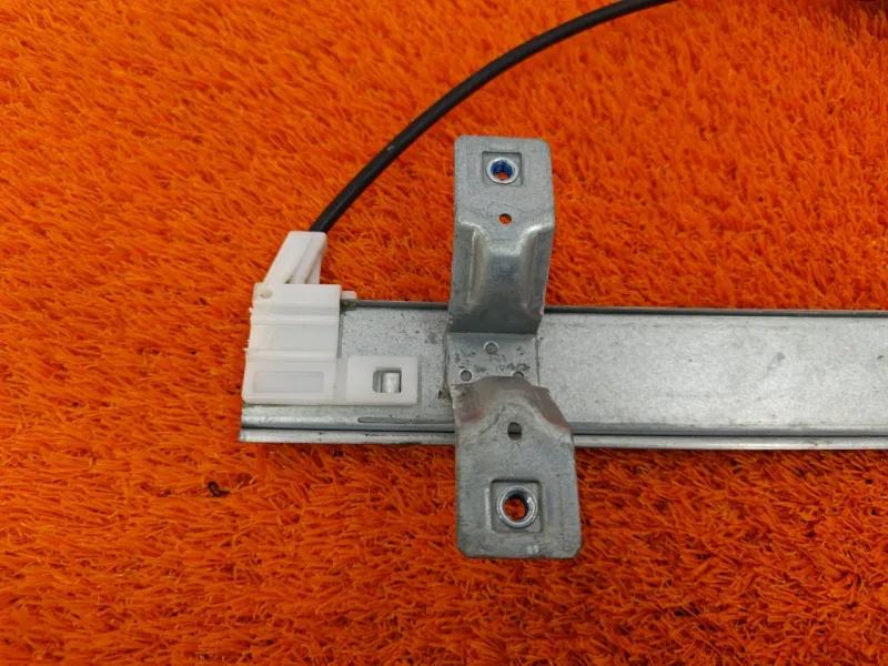 Стеклоподъемник