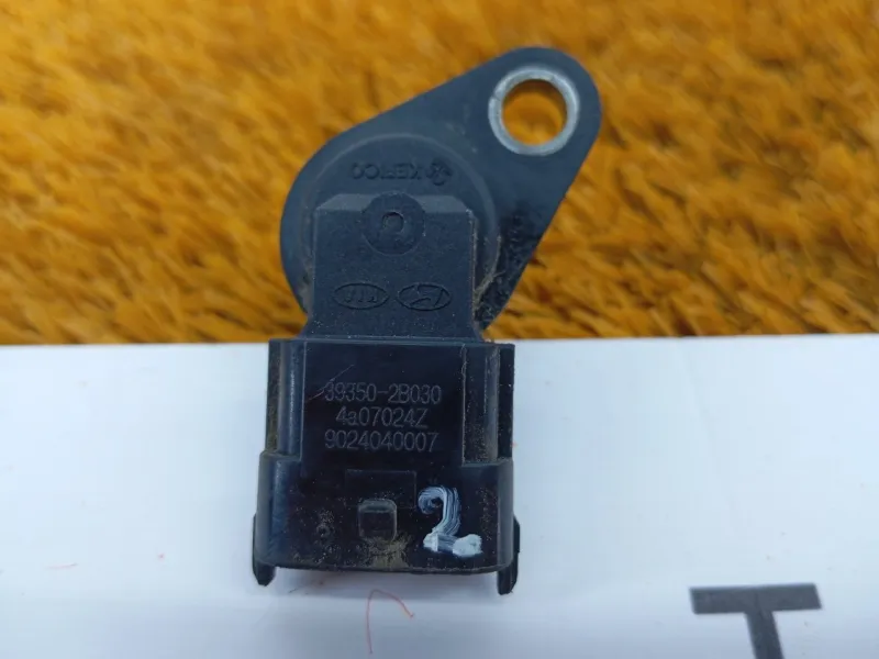 Датчик положения распредвала