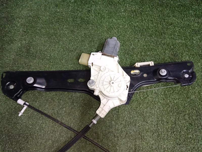 Стеклоподъемник BMW 3-Series 2005 51337140587 E90, передний левый