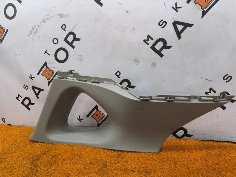 Накладка на стойку кузова