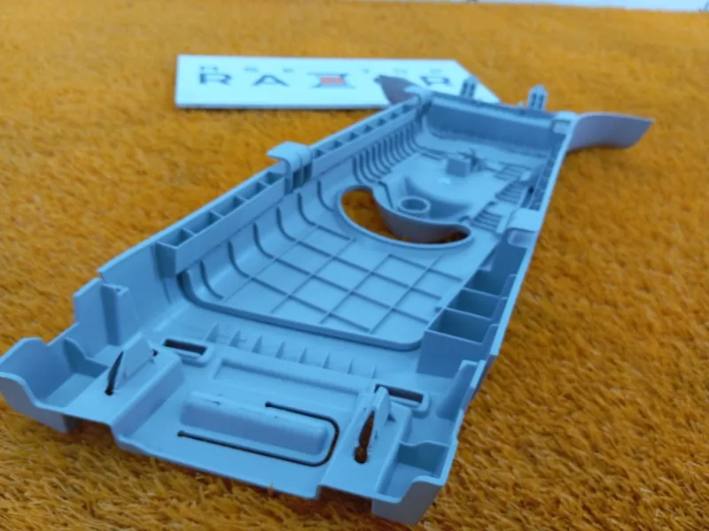 Обшивка центральной стойки