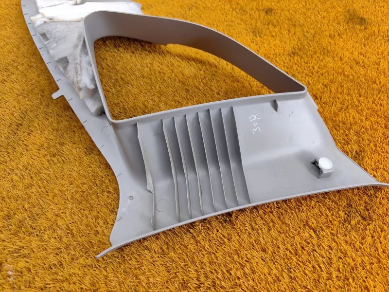 Обшивка стойки