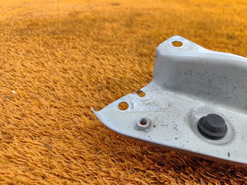 Крепление фары