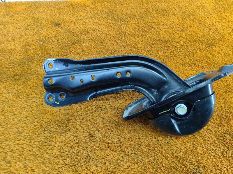 Рычаг подвески