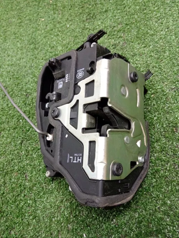 Замок двери