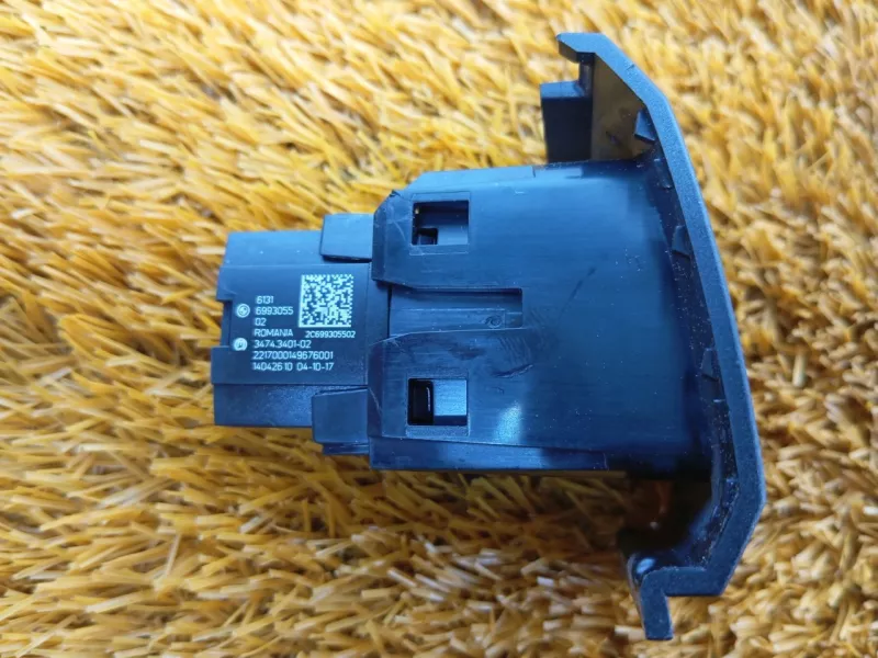 Кнопка аварийной сигнализации BMW X3 2018 61316993055 G01 B47
