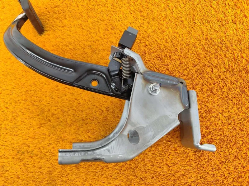 Педаль тормоза