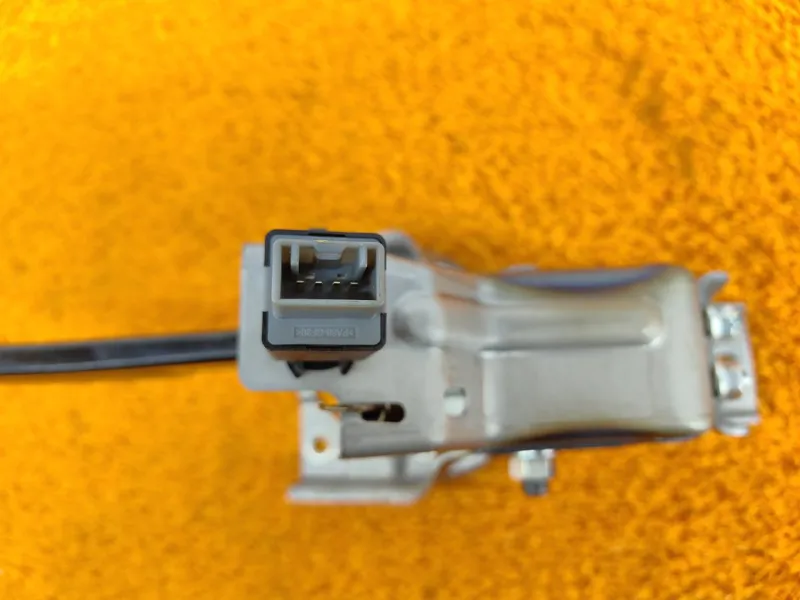 Педаль тормоза