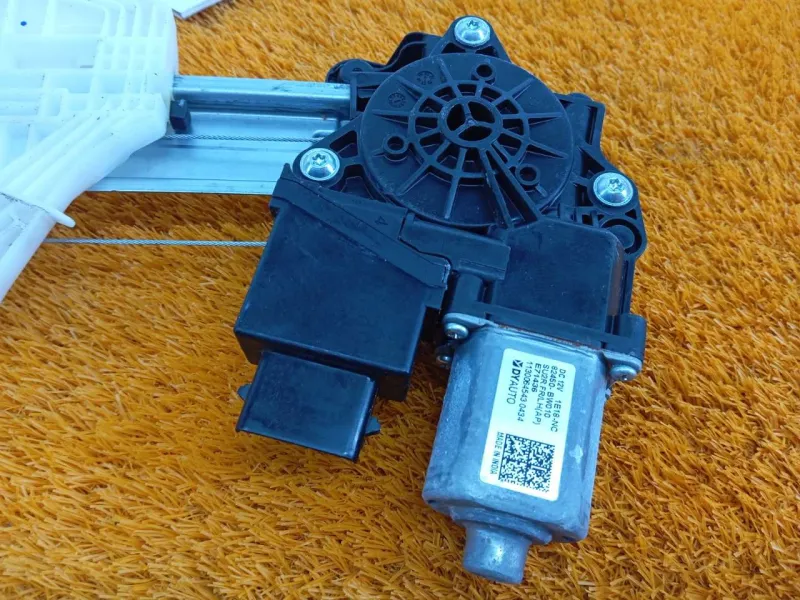 Стеклоподъемник