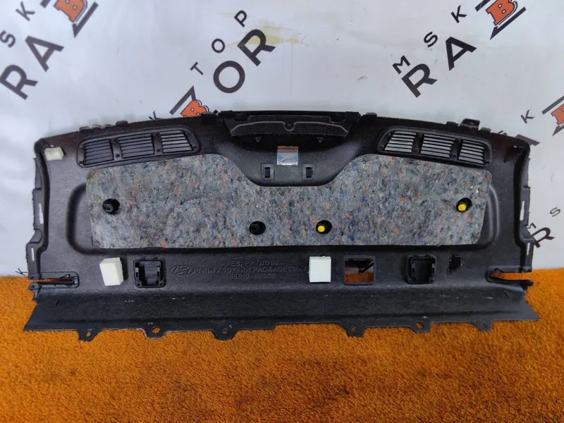 Полка багажника