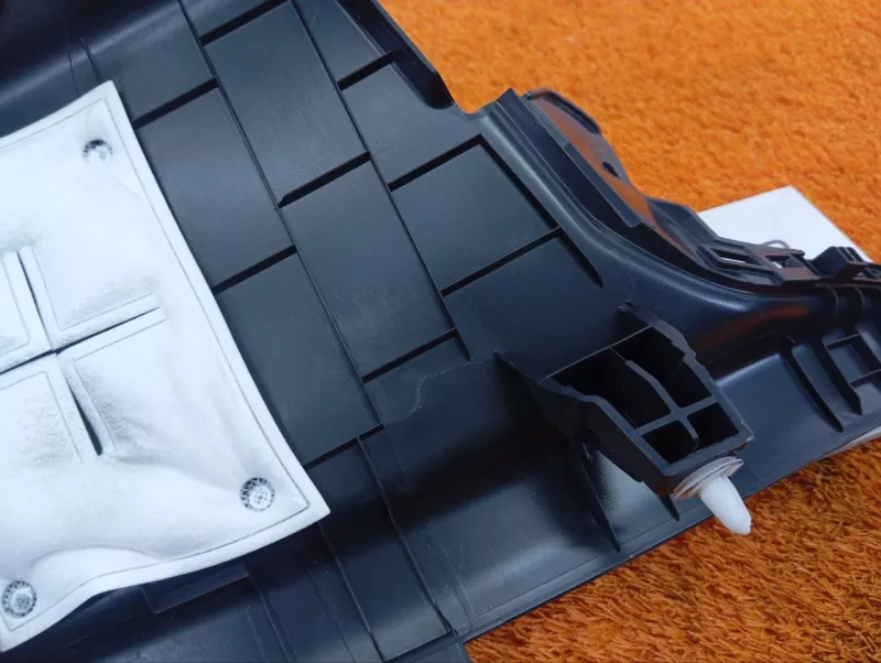 Обшивка стойки