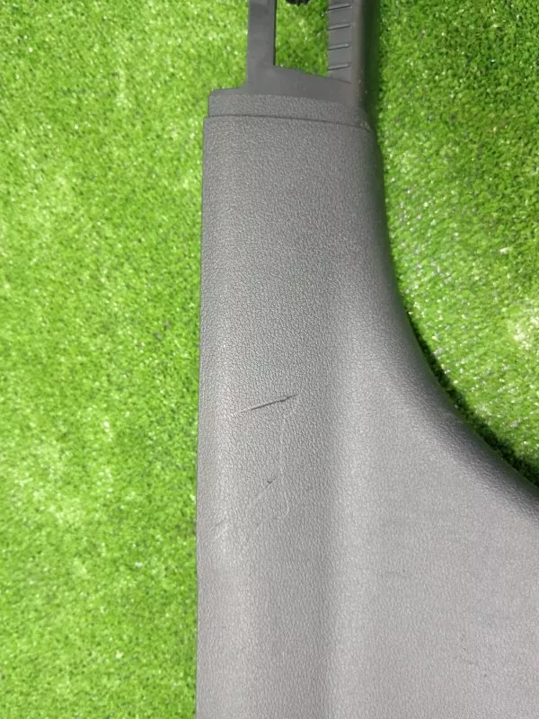 Накладка на стойку кузова