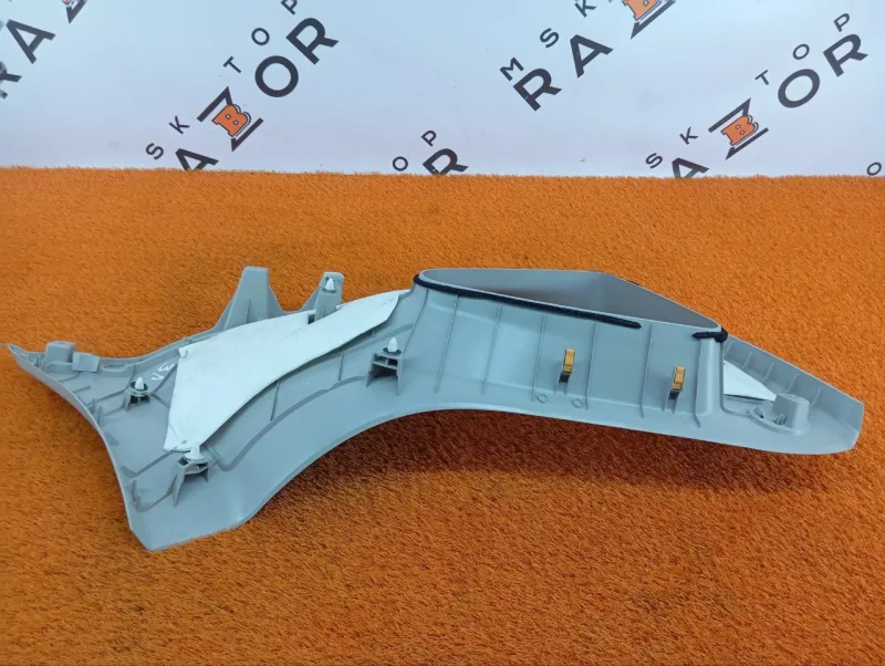 Накладка на стойку кузова