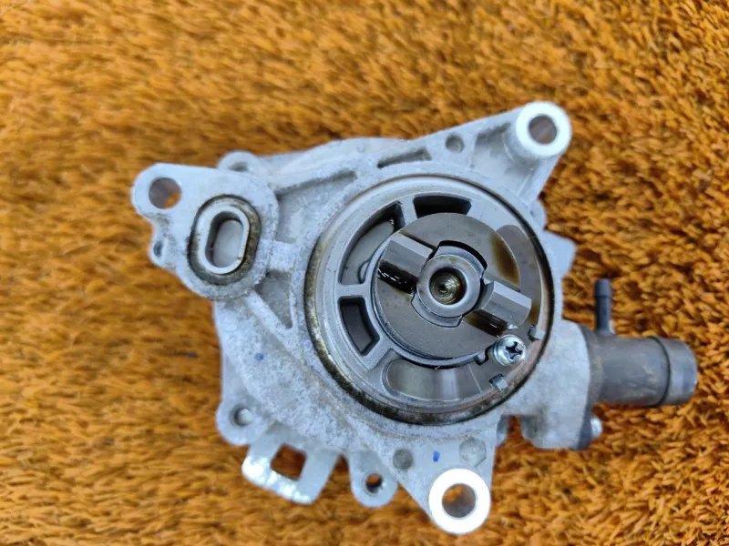 Насос вакуумный