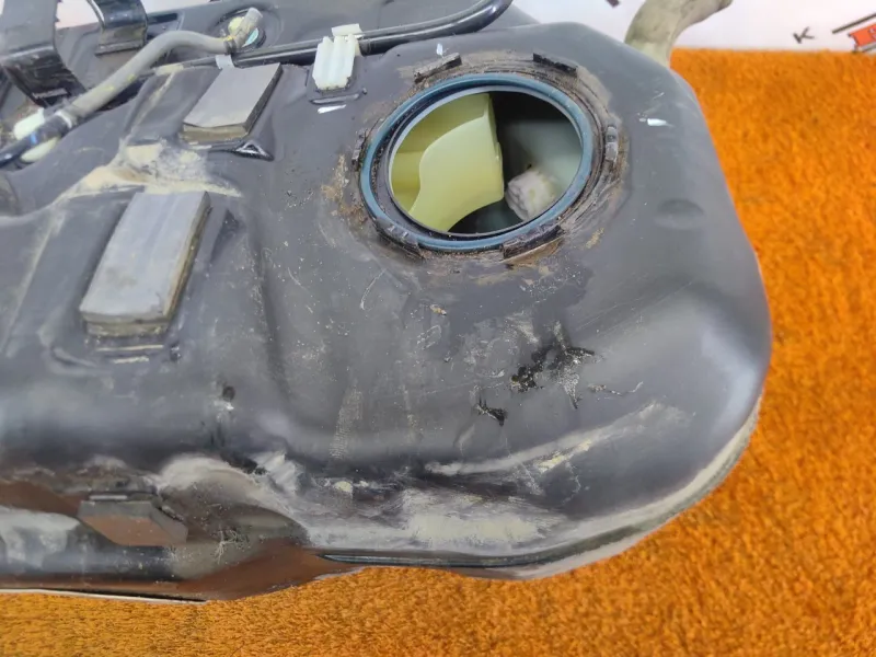 Бак топливный