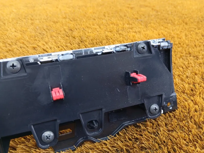 Накладка на торпедо