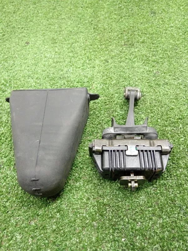 Ограничитель двери