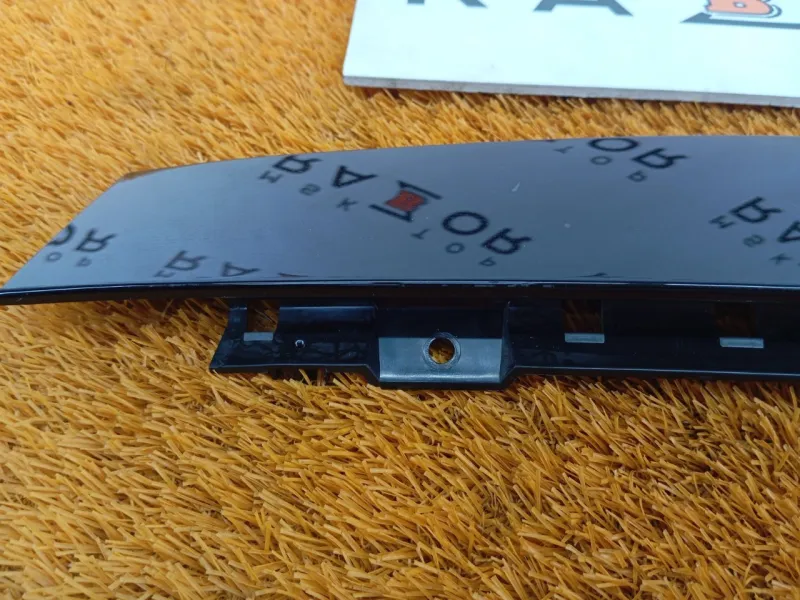 Молдинг двери