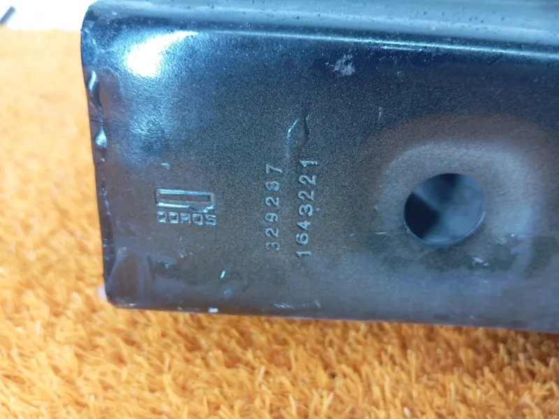 Усилитель бампера