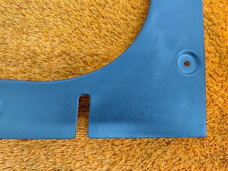 Обшивка багажника