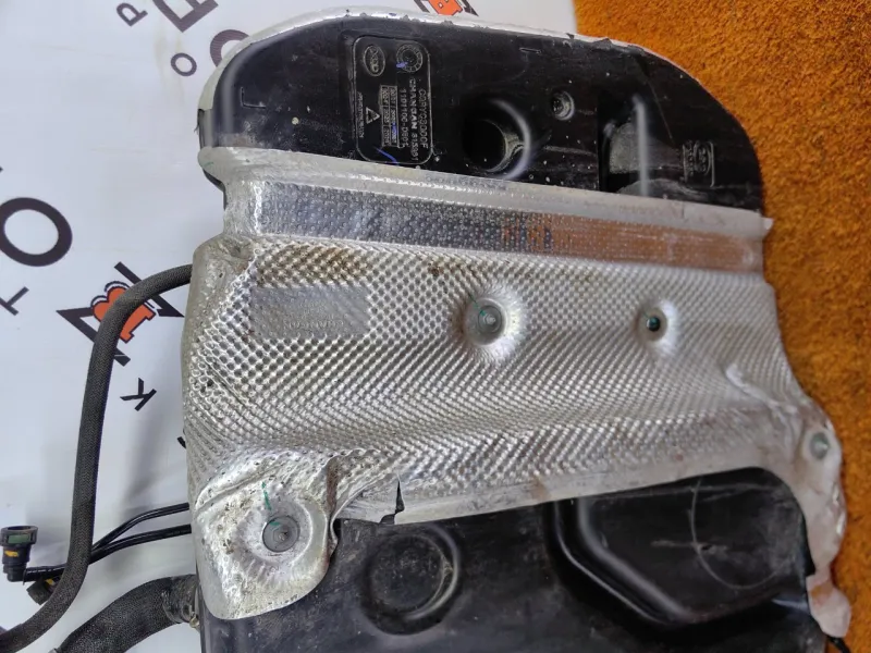 Бак топливный