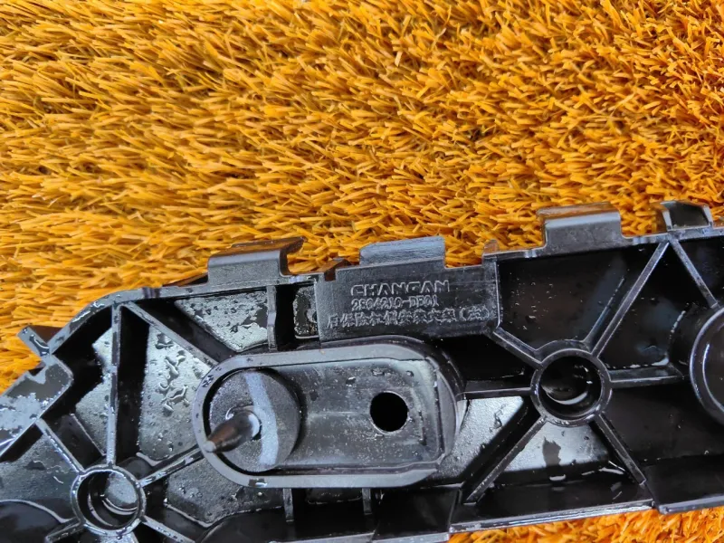 Кронштейн бампера