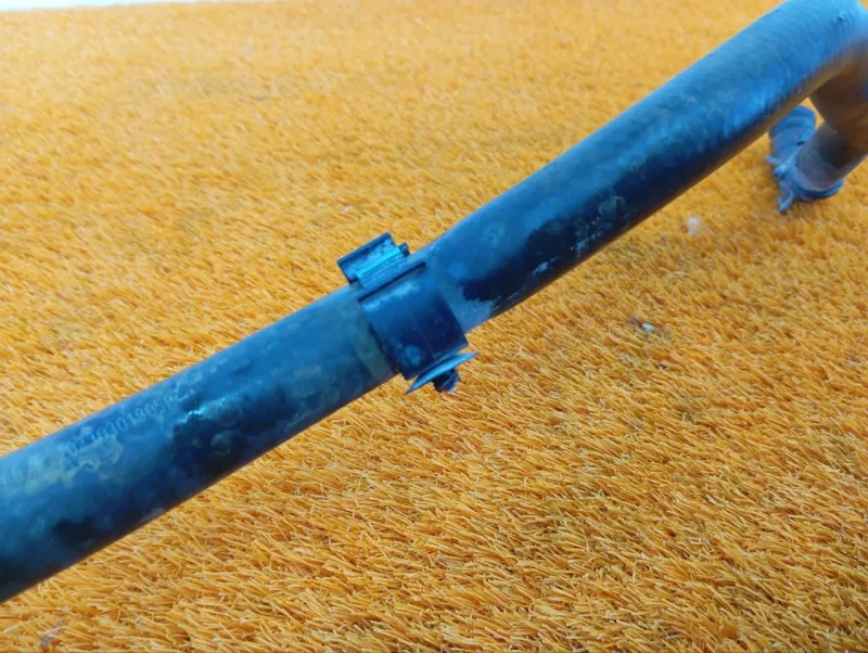 Патрубок радиатора