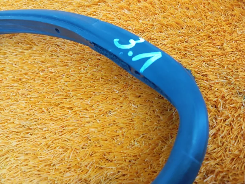 Уплотнитель двери