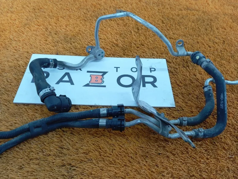 Трубка системы охлаждения