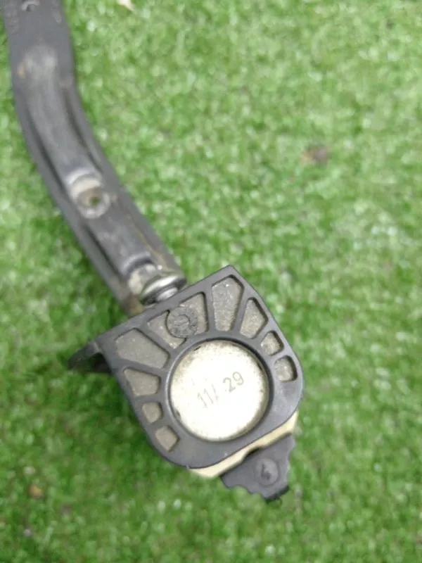 Ограничитель двери