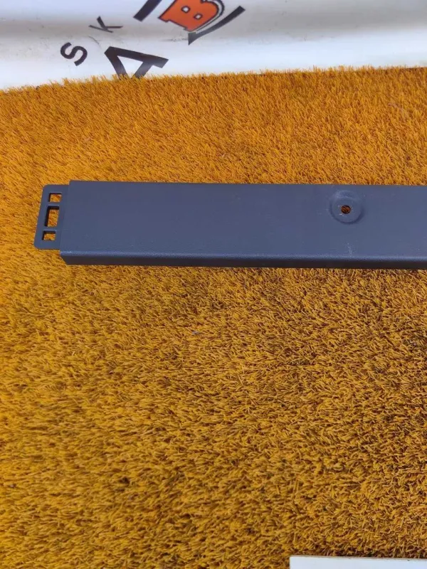 Обшивка багажника