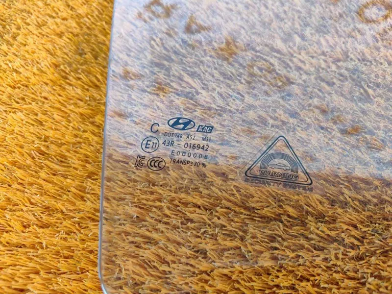 Стекло двери