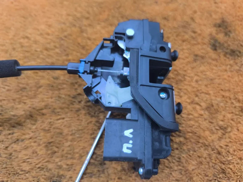 Замок двери