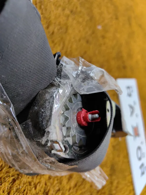 Ремень безопасности