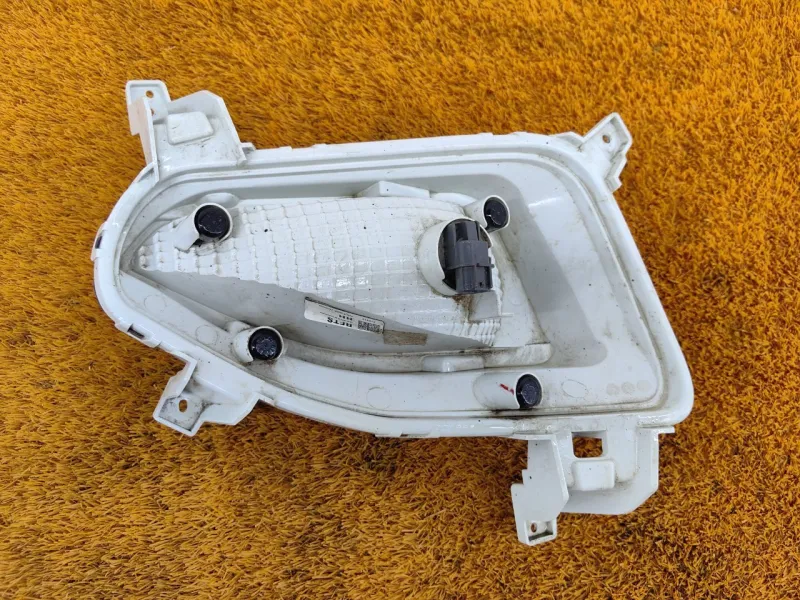 Повторитель поворота в бампер