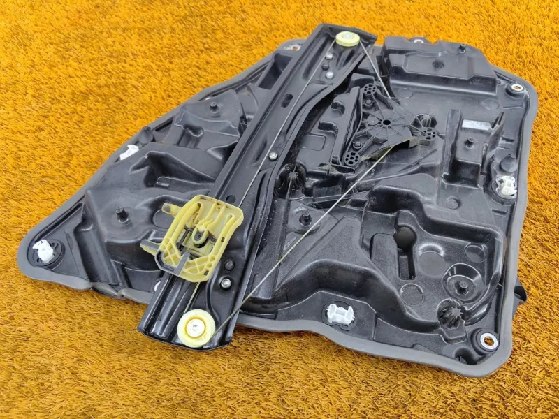 Стеклоподъемник