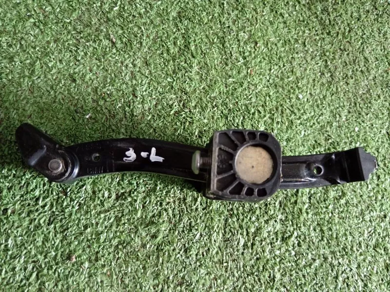 Ограничитель двери