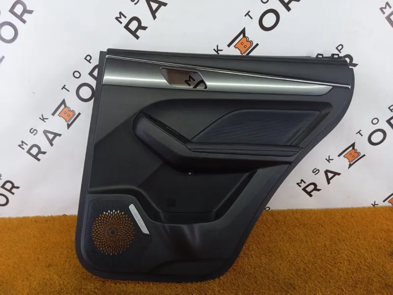 Обшивка двери